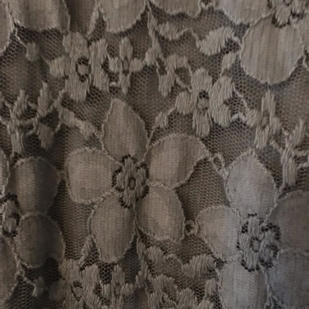 Hollister Forest Green Floral Lace Keyhole Blouse Top XS Holiday Date Night - Picture 3 of 6